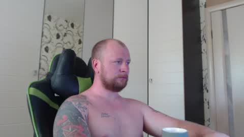Snapshot of strongass18 chatting on 9, 6, 2026 Alex online show from 9, 6, 2026