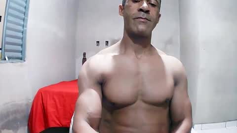 strongdaddyfantastic online show from 27, 5, 2026