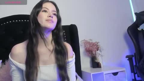 sttrawberry online show from 29, 11, 2025