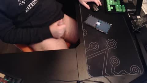 stud69861714 online show from 29, 12, 2024