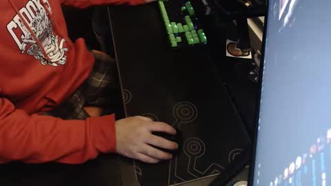 stud69861714 online show from 5, 12, 2025