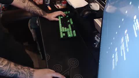 stud69861714 online show from 10, 1, 2026