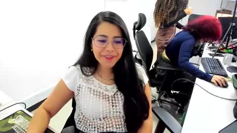 studcb_ online show from 1, 2, 2025