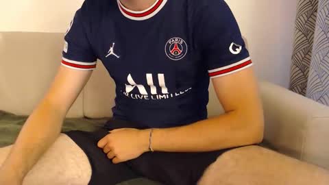 Stud From Paris online show from 30, 5, 2026