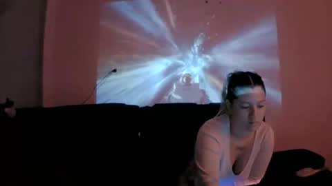 DORIANMAIRA online show from 17, 2, 2025