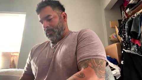 suavecito67 online show from 18, 10, 2025