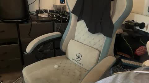 Snapshot of sub_boy221059 chatting on 31, 10, 2025 sub_boy221059 online show from 31, 10, 2025