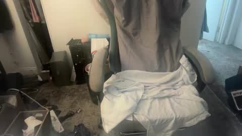 Snapshot of sub_boy221059 chatting on 2, 11, 2025 sub_boy221059 online show from 2, 11, 2025