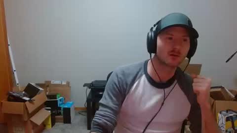 Snapshot of subbyboy345 chatting on 17, 10, 2025 subbyboy345 online show from 17, 10, 2025