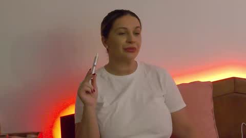 Carla online show from 25, 11, 2025