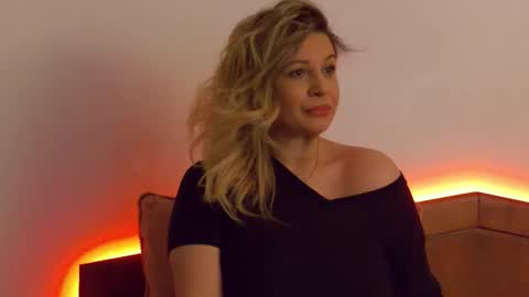 Snapshot of sublimecarla chatting on 21, 2, 2026 Carla online show from 21, 2, 2026