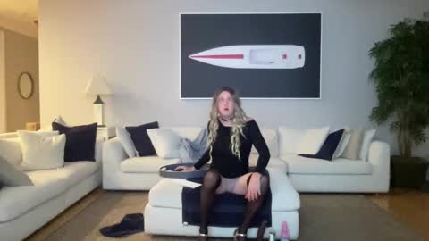 Sissy Isabella online show from 11, 11, 2025