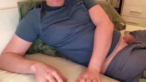 submissive199 online show from 8, 11, 2025