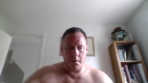 Snapshot of subpig84 chatting on 26, 7, 2026 Sub Male online show from 26, 7, 2026
