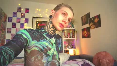 succubus_66 online show from 1, 3, 2025