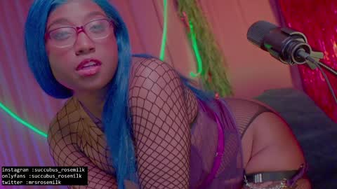Snapshot of succubus_rosemilk chatting on 28, 1, 2025 Succubus RoseMilk online show from 28, 1, 2025