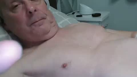 Julie online show from 4, 3, 2025