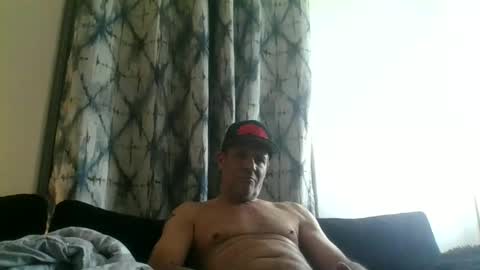 SUCKITU812 online show from 17, 12, 2024