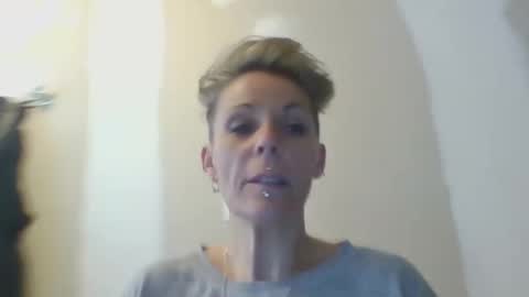 sucrette5629 online show from 15, 2, 2026