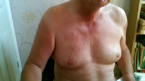 suffolkboy4 online show from 25, 6, 2026