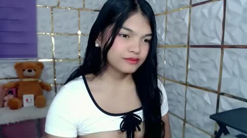 Snapshot of sugar_n_spicex chatting on 23, 5, 2026 trisha online show from 23, 5, 2026