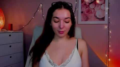 Snapshot of sugar_xmegan chatting on 8, 3, 2025 Megan online show from 8, 3, 2025