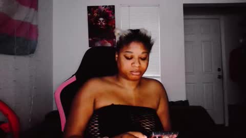 Snapshot of sugarbearlove87 chatting on 20, 11, 2025 lexi love online show from 20, 11, 2025