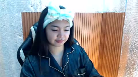 Snapshot of sugarcaramel chatting on 10, 1, 2025 Sugar online show from 10, 1, 2025