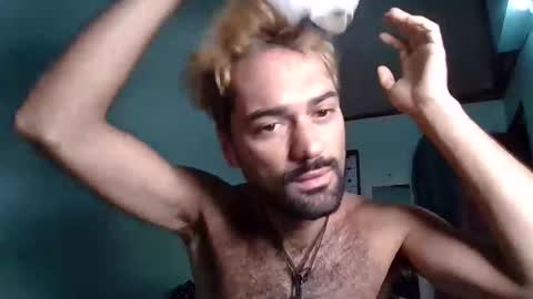 Snapshot of sugarhairy chatting on 17, 4, 2026 sour candy online show from 17, 4, 2026
