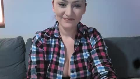 Snapshot of sugaryasmin chatting on 21, 1, 2025 SugarYas online show from 21, 1, 2025