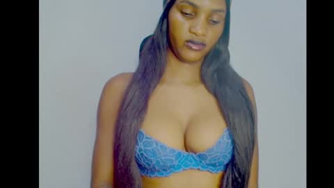 Ivy online show from 6, 11, 2025