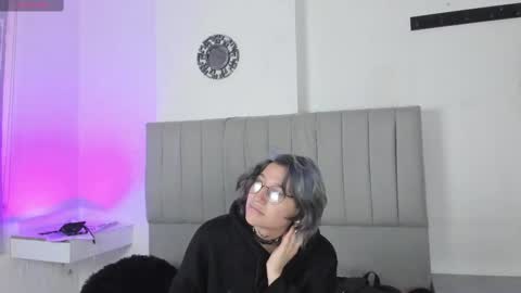    online show from 24, 2, 2025