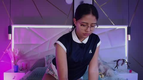 SUKI online show from 12, 4, 2026