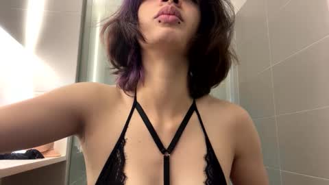 Suku Ren online show from 27, 9, 2025