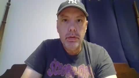 Snapshot of sullydog48 chatting on 20, 10, 2025 Sully online show from 20, 10, 2025