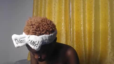 Snapshot of sulwe_ chatting on 30, 11, 2025 sulwe_ online show from 30, 11, 2025