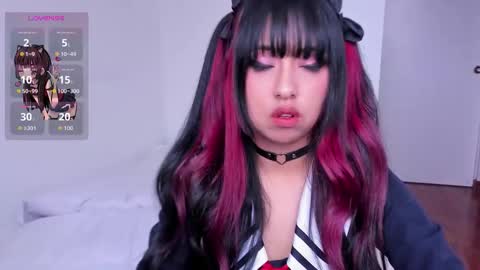 Nicolle  online show from 16, 1, 2026