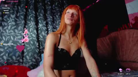 Snapshot of summer__xo chatting on 23, 2, 2025 Summer online show from 23, 2, 2025