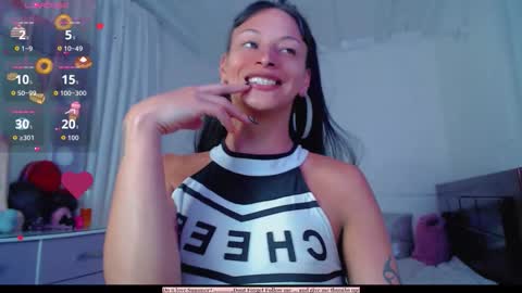 Snapshot of summer__xo chatting on 13, 10, 2025 Summer online show from 13, 10, 2025