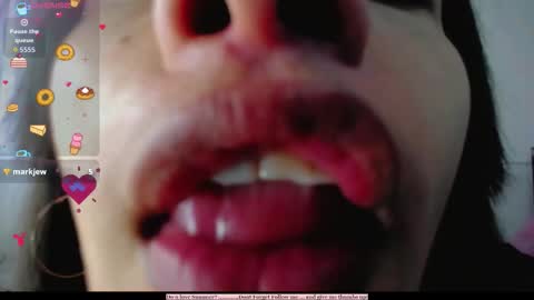 Snapshot of summer__xo chatting on 17, 10, 2025 Summer online show from 17, 10, 2025