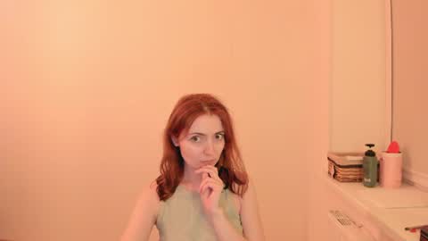 Snapshot of summer_preston chatting on 10, 7, 2026 Summer Preston online show from 10, 7, 2026