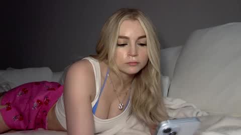 Snapshot of summergracexxx chatting on 16, 2, 2025 Summer online show from 16, 2, 2025