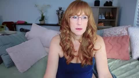 SummerKnightzzz online show from 11, 3, 2025