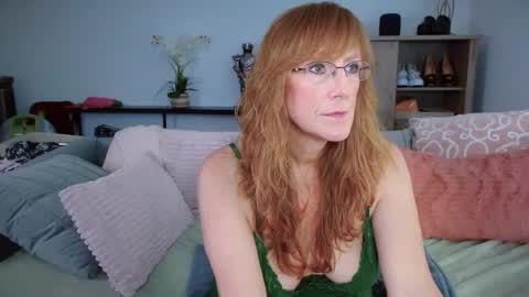 SummerKnightzzz online show from 12, 3, 2025