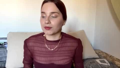 Snapshot of summermazzera chatting on 31, 10, 2025 Emily online show from 31, 10, 2025