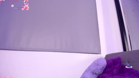 Snapshot of summerofthemoon chatting on 2, 12, 2025 Summer online show from 2, 12, 2025