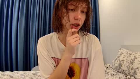 Snapshot of sun_place chatting on 16, 2, 2025 luna online show from 16, 2, 2025