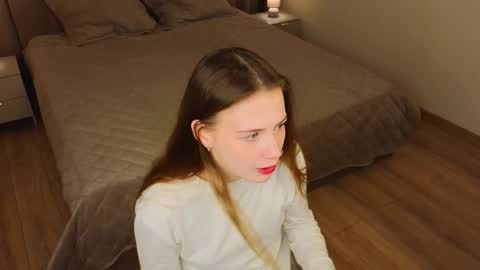 Snapshot of sundayferrigno chatting on 15, 12, 2025 Angella online show from 15, 12, 2025