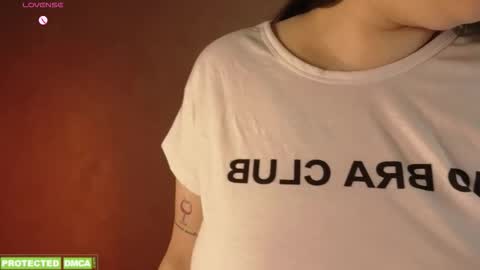 Tina. Im topless model  online show from 24, 3, 2026