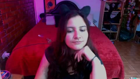 Snapshot of sunlight_7 chatting on 18, 12, 2024 sunny online show from 18, 12, 2024